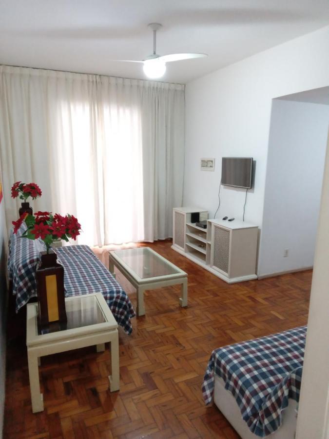 Copacabana Uma Quadra Da Praia Rio de Janeiro Extérieur photo