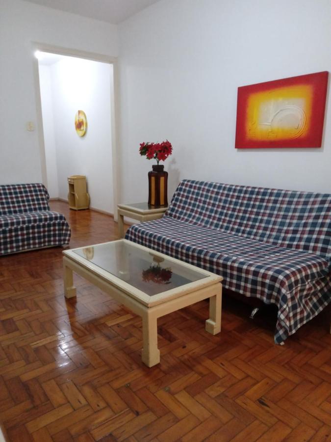 Copacabana Uma Quadra Da Praia Rio de Janeiro Extérieur photo